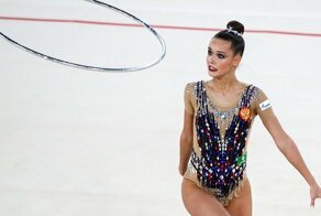 Гимнастка Екатерина Селезнева победила в упражнениях с обручем