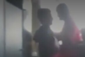 После откровенного видео со школьником астраханская учительница уволилась по собственному желанию
