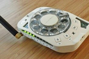 Ностальгический мобильный телефон: дисковый смартфон