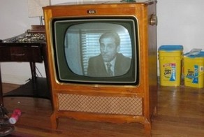 Аквариум из корпуса старого телевизора (18 фото)