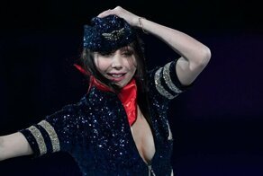 Россиянка устроила стриптиз на закрытии  Женской теннисной ассоциации