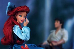 Художник превращает Барби в знаменитостей и популярных персонажей