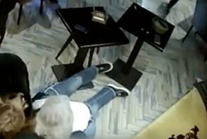 В Сети появилось видео, как откачивали упавшего в обморок Диброва