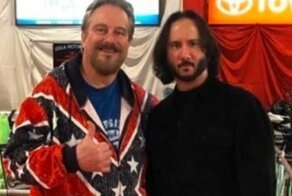 Бюджетная версия Киану Ривз: американец ошибочно принял незнакомца за актера