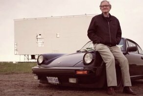 Познакомьтесь с человеком, который накатал на своем Porsche 1,2 миллиона километров