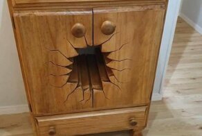 Новозеландский плотник делает мебель из сказки