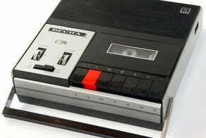 Топ 10 портативных кассетных магнитофонов из СССР