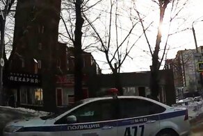 Общение с инспектором ГИБДД после резкого разворота в Томске