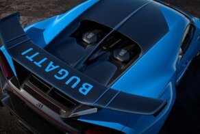 Bugatti Chiron Pur Sport с огромным антикрылом за 3.6 миллиона долларов