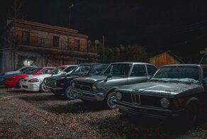 Ночной фоторепортаж с самого безумного автомобильного кладбища Японии