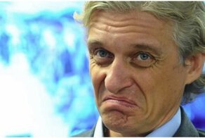 Британский суд обязал основателя банка "Тинькофф" сдать паспорта