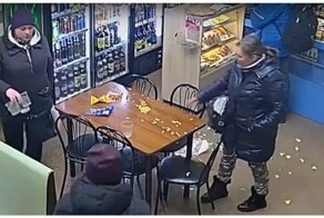 Барабинские дамы устроили погром в привокзальном кафе