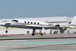 С оригинальной компоновкой