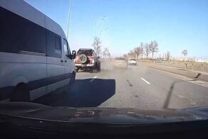 Автоблогер устроил ДТП с участием пяти машин под Петербургом