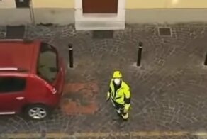 Карантин во время коронавируса сделал одну из улиц Италии похожей на Сити 17 из Half Life 2