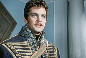 8 красивых актеров советского кино