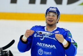 Хоккеист казахстанского «Барыса» заявил, что готов избить коронавирус