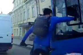 Неадекватный велосипедист