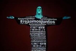 Статуя Христа Искупителя призывает молиться за жертв пандемии