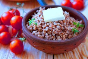 Отставить панику: гречки и курицы хватит на всех!