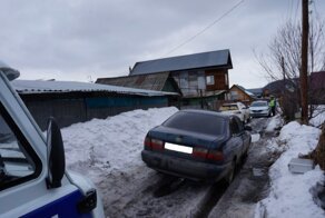 На Алтае угонщик украл машину вместе с водителем и отвёз его домой