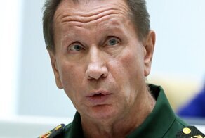 В Петербурге пьяный росгвардеец протаранил две машины и показал половой член