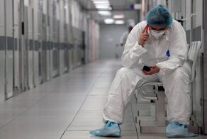 Может ли переболевший коронавирусом быть заразен после исчезновения симптомов?