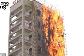Китайские пожарные дроны потушили высотку за считанные минуты