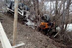 Авария дня. Водитель автобетономешалки погиб в Подмосковье