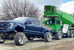 Проверка грузоподъемности алюминиевого кузова Ford жидким бетоном