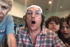 Мэттью МакКонахи провел для стариков виртуальное бинго