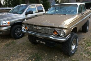 Внедорожный седан Chevrolet Impala 1961 года, построенный на шасси пикапа