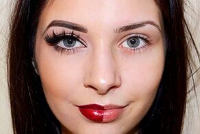 20 девушек до и после макияжа: : некоторые так изменились, что их сложно узнать