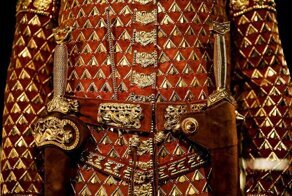 Драгоценные пояса в искусстве: как отличить начитанного исторического художника от балды