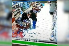 В Саратове мужчина устроил погром в алкогольном отделе