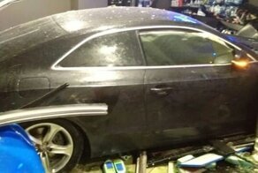 Под Тверью автомобиль въехал в магазин АЗС и сбил охранника