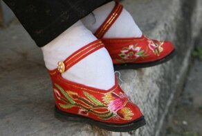 Прогулка между золотых лотосов