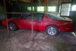 Pontiac Firebird провел 24 года в гараже или Жар-птица в неволе