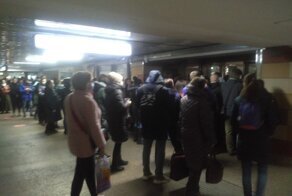 Власти превратили метро в очаг распространения инфекции. Реакция соцсетей