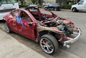 Tesla Model 3 — очень живучий электромобиль