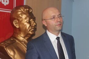 Заместителя губернатора Хакасии задержали при получении взятки