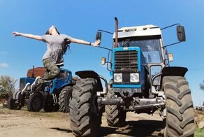 Самый красивый тракторист России. Наташа из Краснодара!