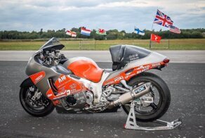 Рекордный турбированный 650-сильный Suzuki Hayabusa