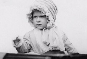 Девочка, которая стала легендой: редкие фотографии Елизаветы II