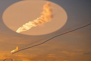 Они летят. Пока мы сидим дома