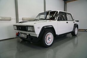 Редкий ВАЗ-2105 1984 года