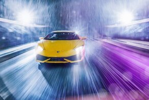 Не отличить от настоящей: фотограф устроил съемки Lamborghini у себя дома