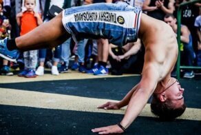 Супермен из Сибири игнорирует гравитацию, вызывая недоверие иностранцев