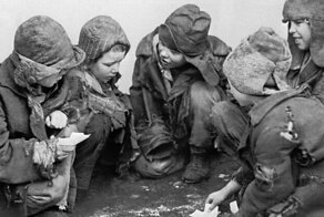 Счастливая пора? Растление, голод, рабский труд, бесправие: краткая и безрадостная история детства