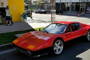 Лучше чем с завода! Восстановленный Ferrari 512 BBi 1984 года